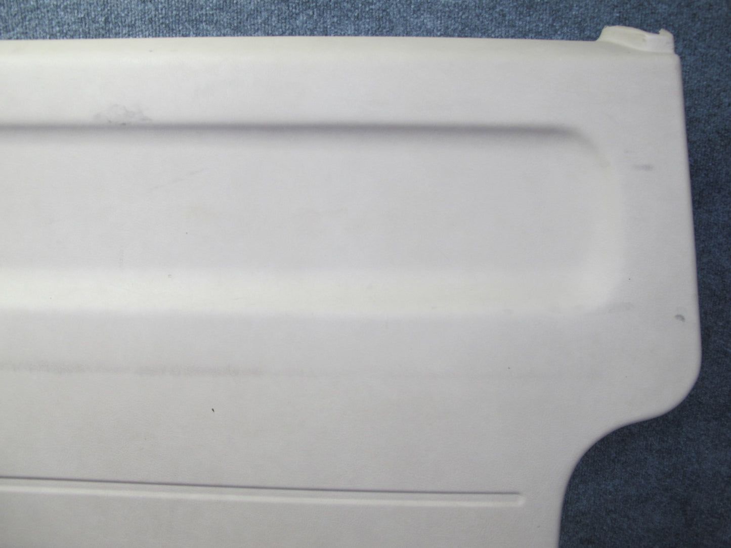 01-03 VW Eurovan T4 Rear Trunk Lid Tailgate Liftgate Trim Cover Panel Beige OEM