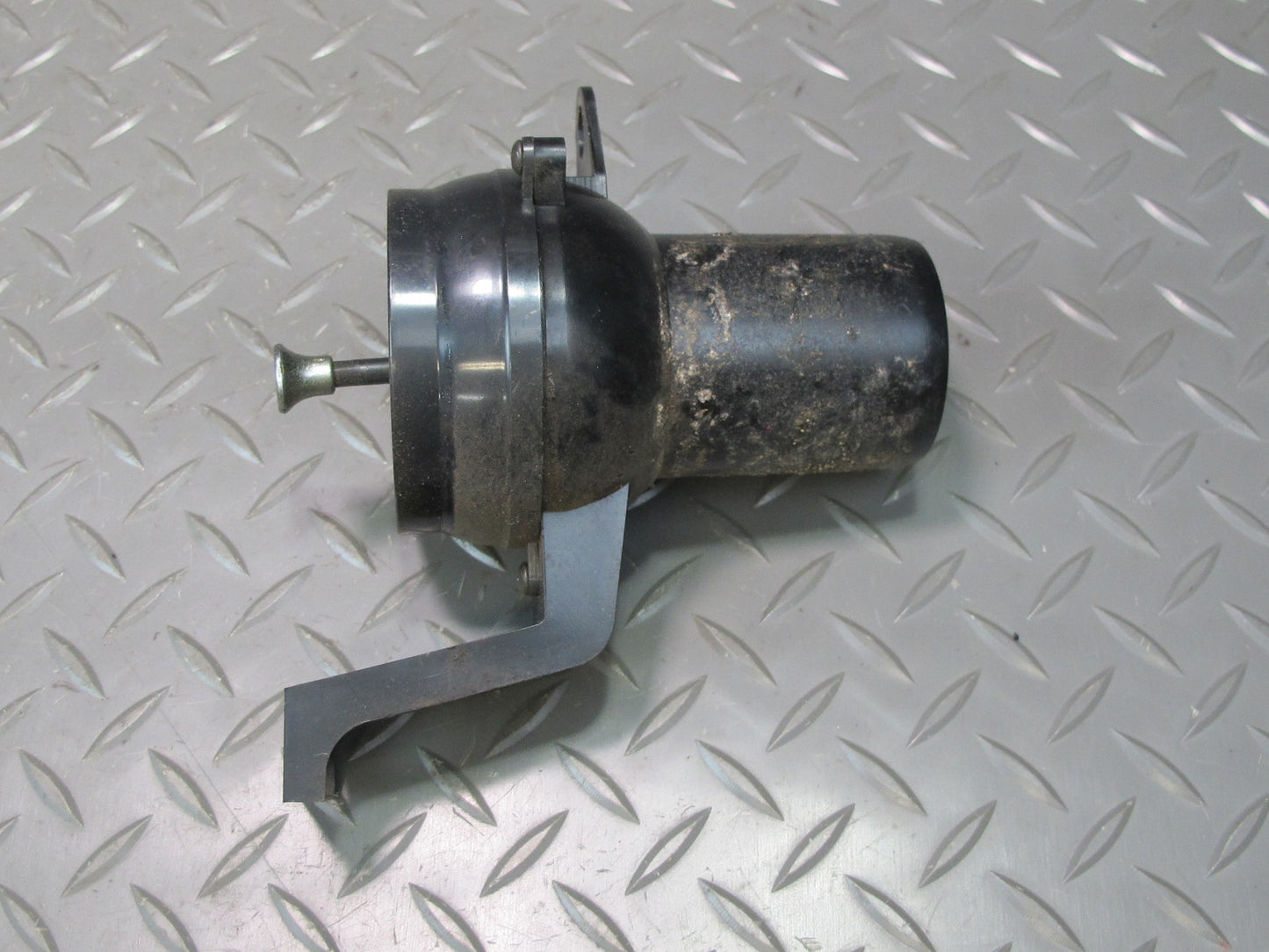 75-78 Datsun S30 280Z Set of 2 Dash Front Left & Right Air Vent Grillle OEM