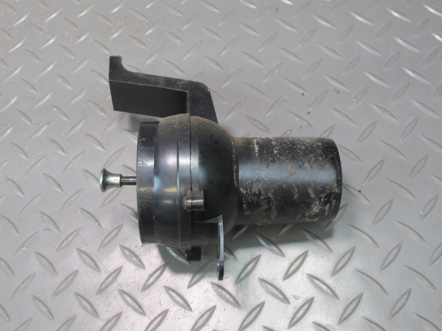 75-78 Datsun S30 280Z Set of 2 Dash Front Left & Right Air Vent Grillle OEM