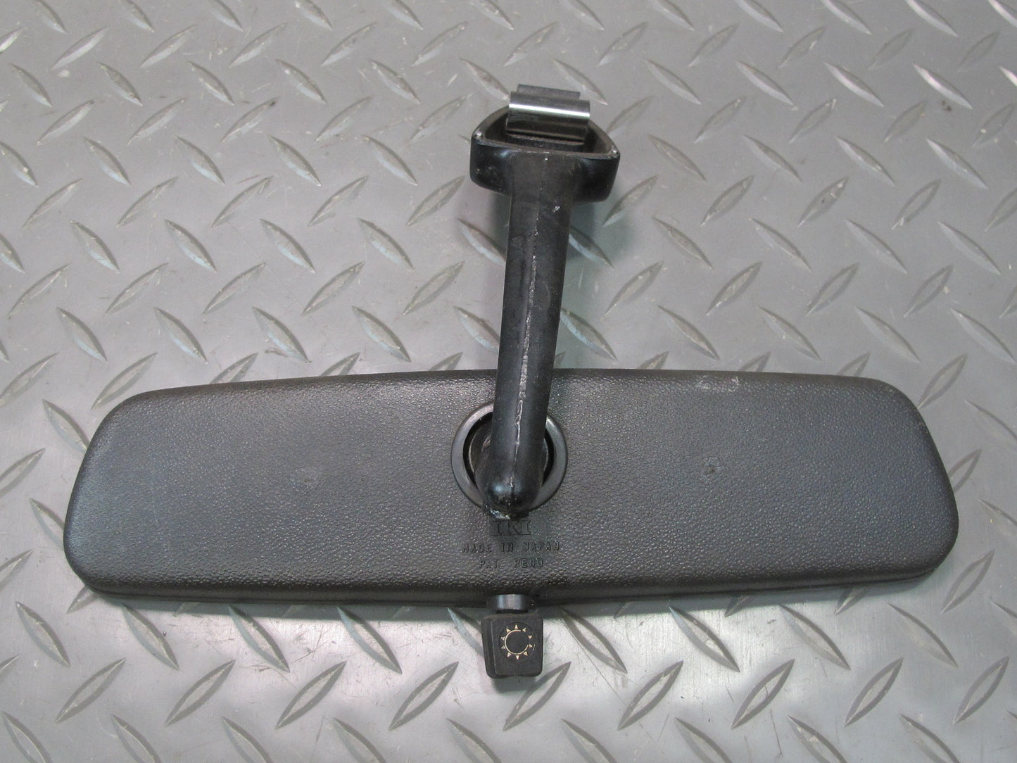 75-78 Datsun S30 280Z Manual Dimming Interior Rear View Mirror OEM