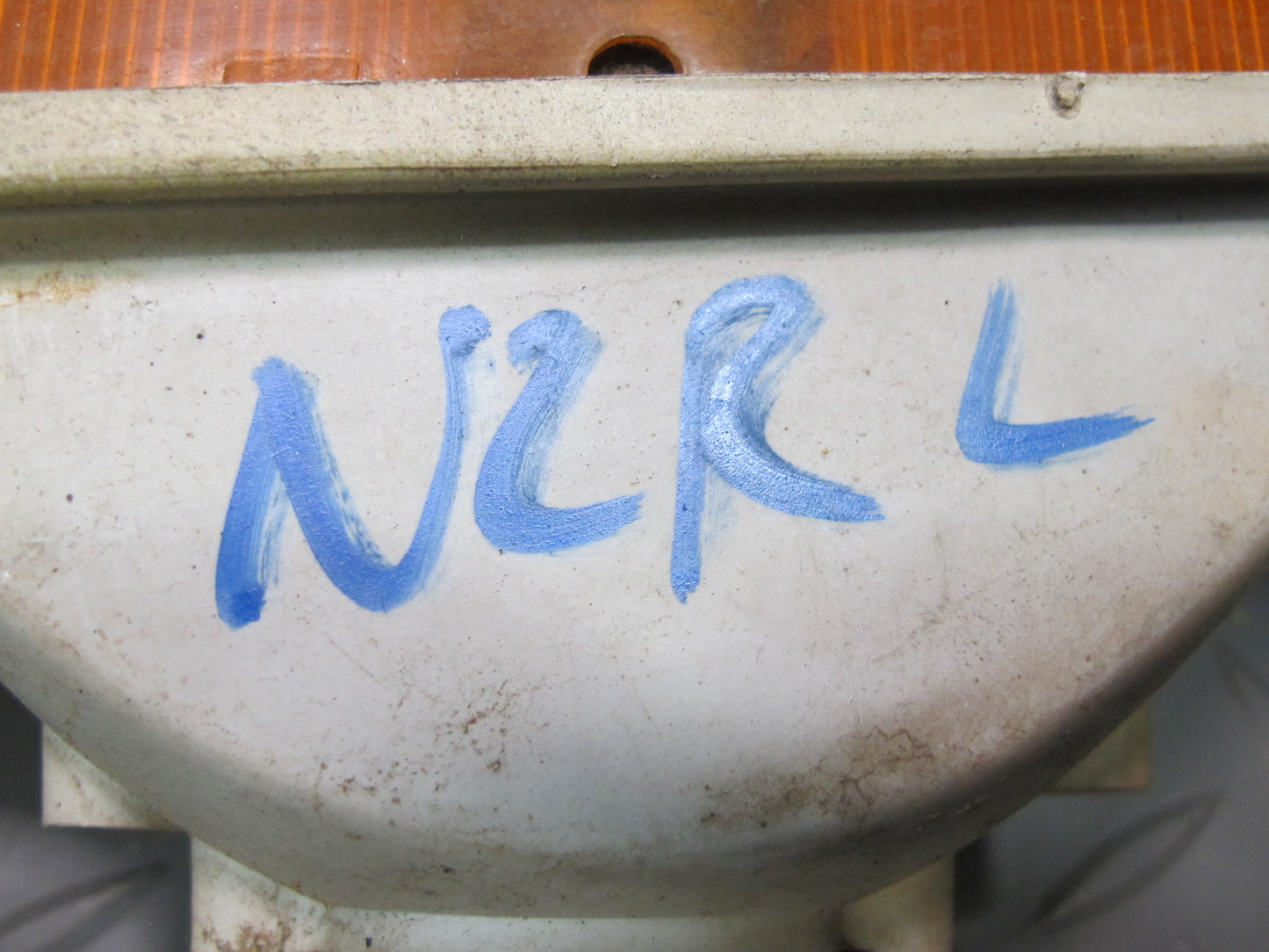 77-78 Datsun S30 280Z Set of 2 Front Left & Right Turn Signal Light Lamp OEM