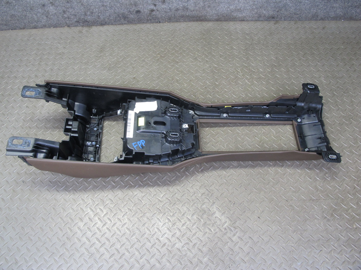 17-23 Porsche Panamera 971 Rear Center Console Trim Cover Panel 971863241