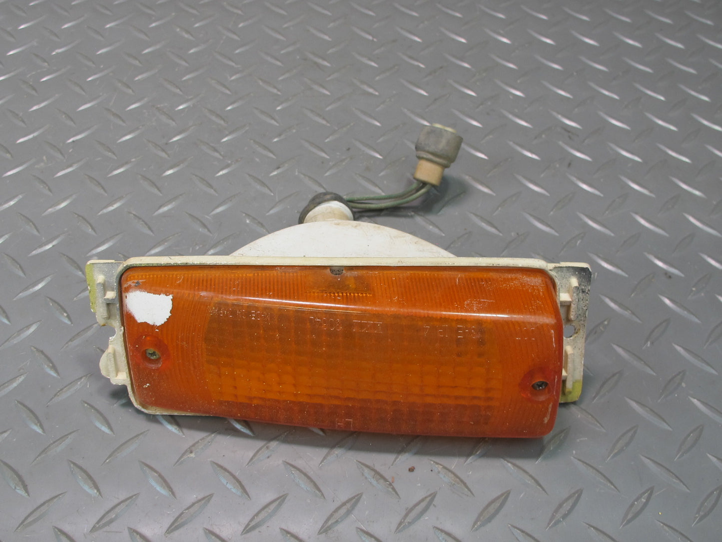 77-78 Datsun S30 280Z Set of 2 Front Left & Right Turn Signal Light Lamp OEM