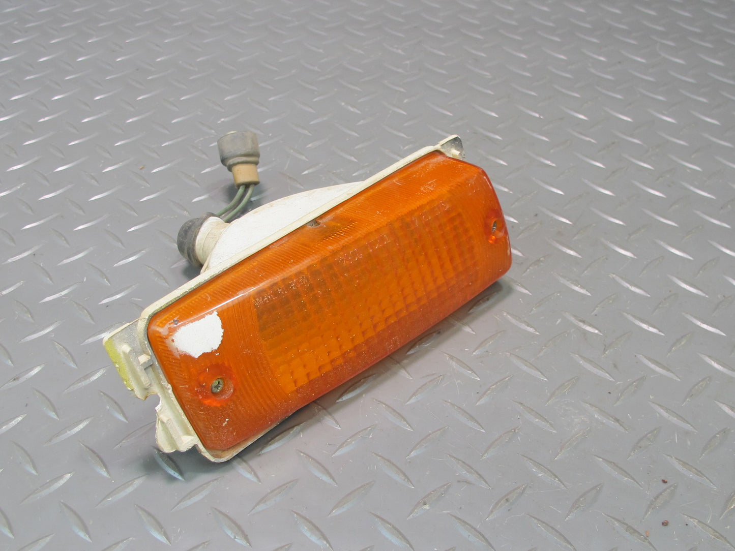 77-78 Datsun S30 280Z Set of 2 Front Left & Right Turn Signal Light Lamp OEM