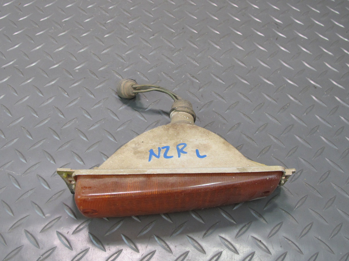 77-78 Datsun S30 280Z Set of 2 Front Left & Right Turn Signal Light Lamp OEM