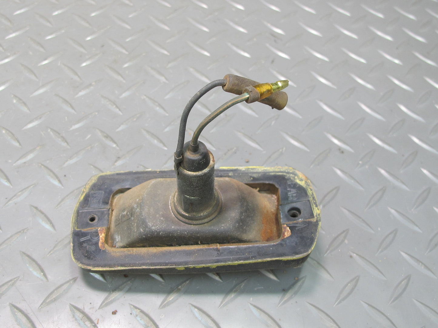 75-78 Datsun S30 280Z Set of 2 Rear Left & Right Side Marker Light Lamp OEM