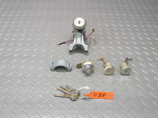 77-78 Datsun S30 280Z 2+2 Ignition Switch Lock Cylinder KEY Set OEM