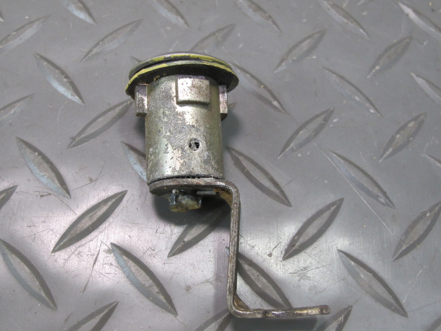 77-78 Datsun S30 280Z 2+2 Ignition Switch Lock Cylinder KEY Set OEM