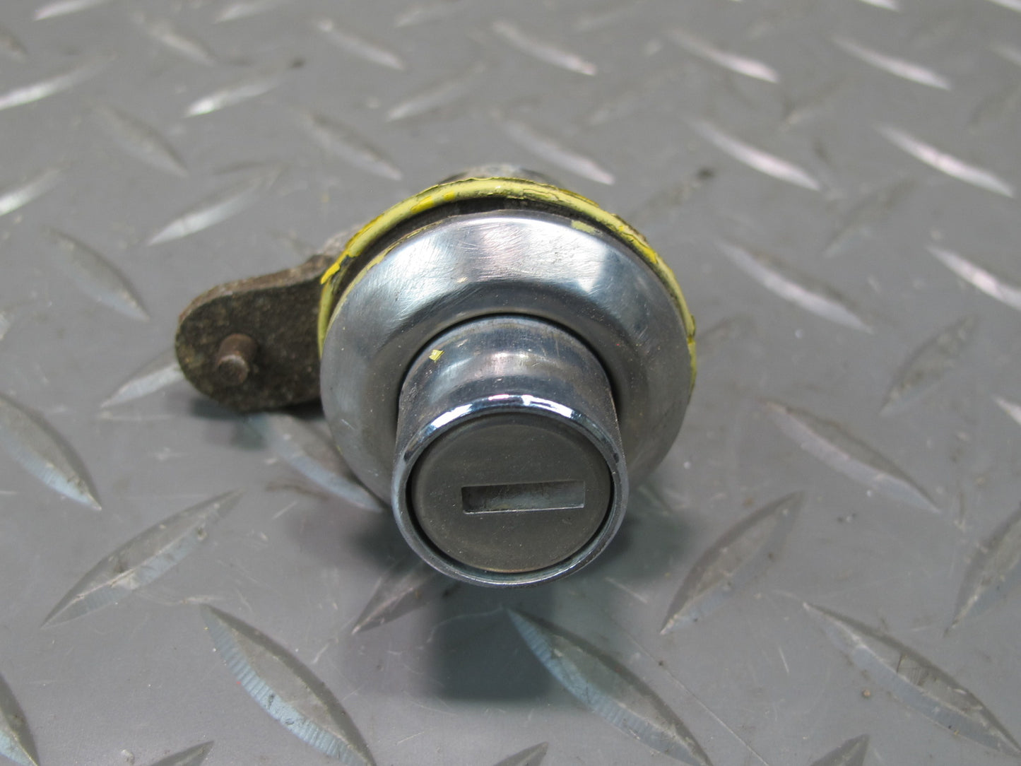 77-78 Datsun S30 280Z 2+2 Ignition Switch Lock Cylinder KEY Set OEM