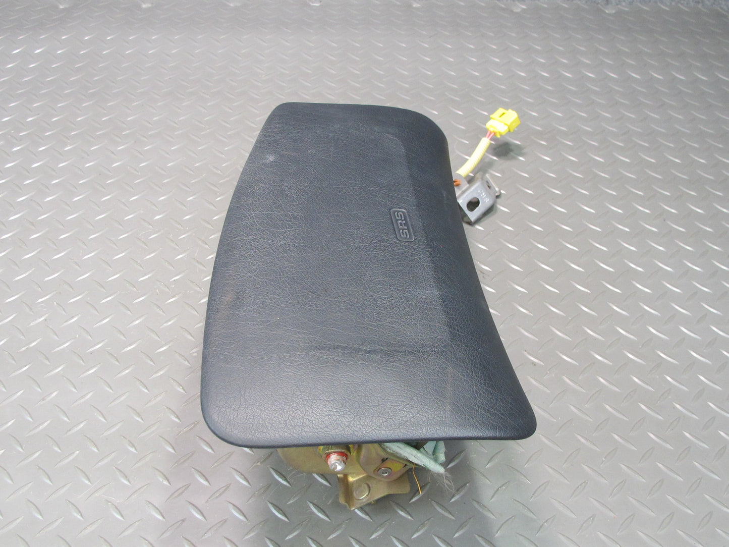 96-97 HONDA DEL SOL EH6 FRONT RIGHT PASSENGER SIDE DASH SRS AIRBAG OEM