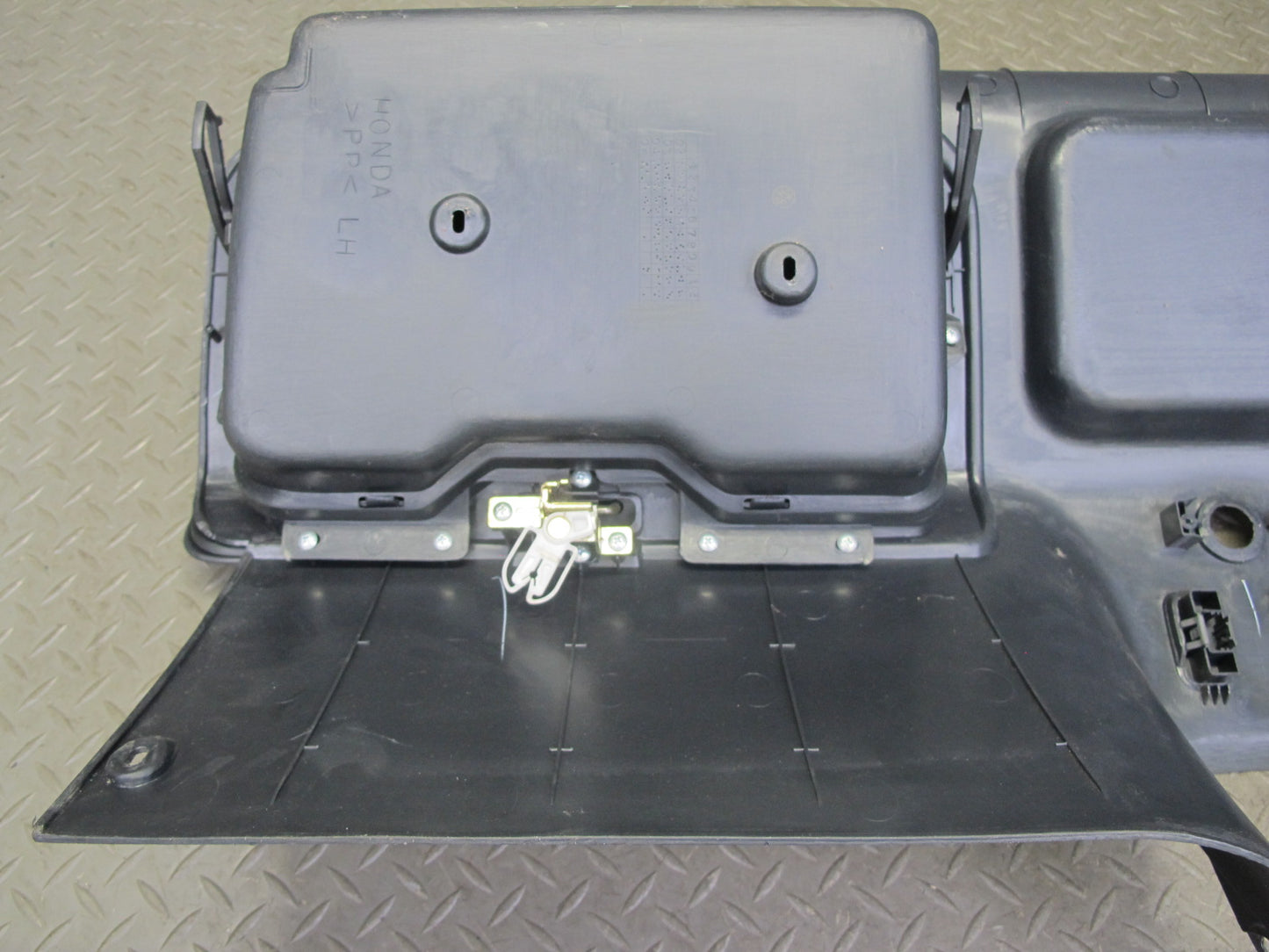 93-97 Honda DEL SOL EH6 Rear Compartment Storage Box 84451-SR2-0000 OEM