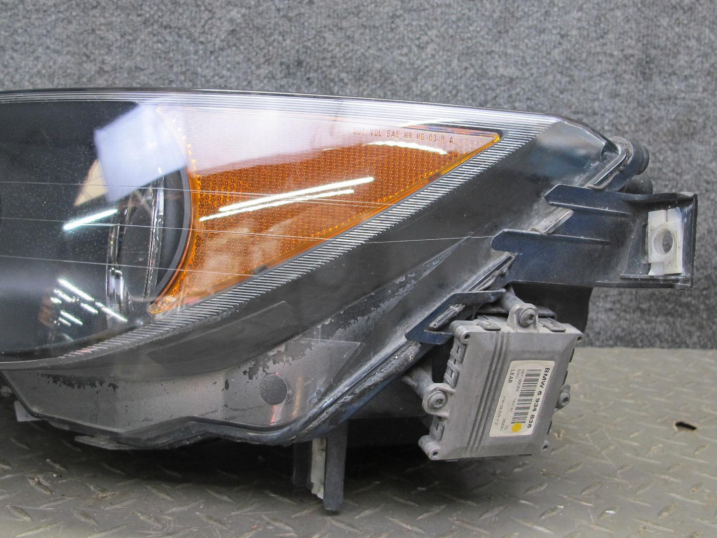 2006-2007 BMW E63 E64 M6 Front Left Adaptive Xenon Headlight Lamp w Ballast