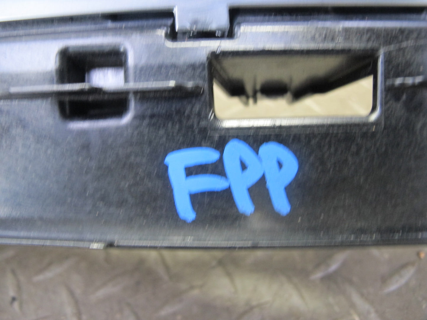 17-21 Porsche Panamera 971 Dash Front Right A/C Air Vent Grille w Trim