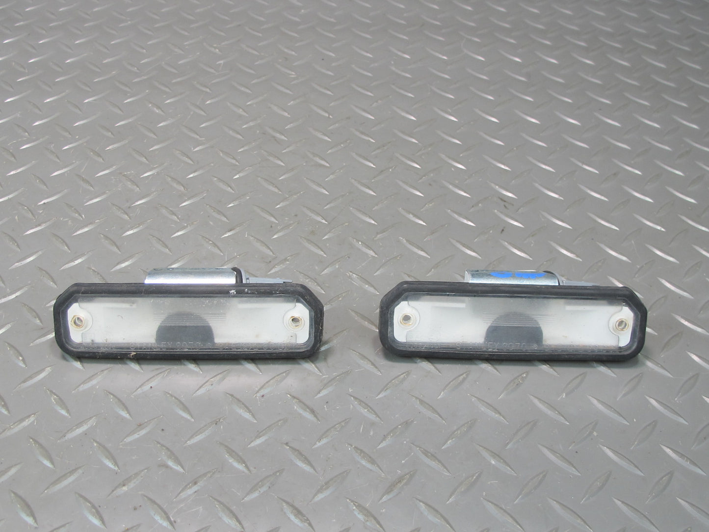 93-97 Honda DEL SOL EH6 Set of 2 Rear Left & Right License Plate Light Lamp OEM