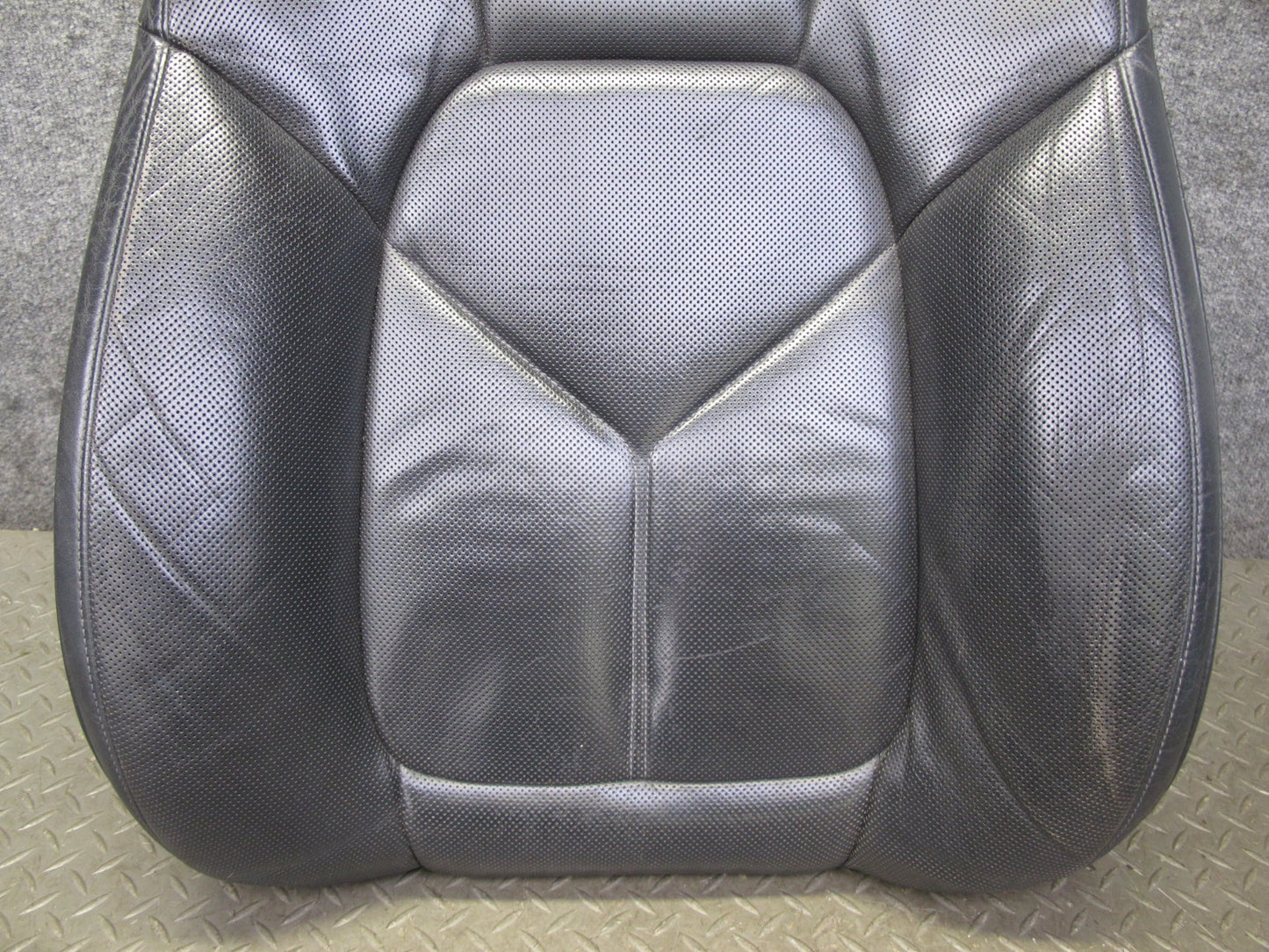 2011-2018 Porsche Cayenne 958 Front Seat Left Side Upper Leather Cushion Black