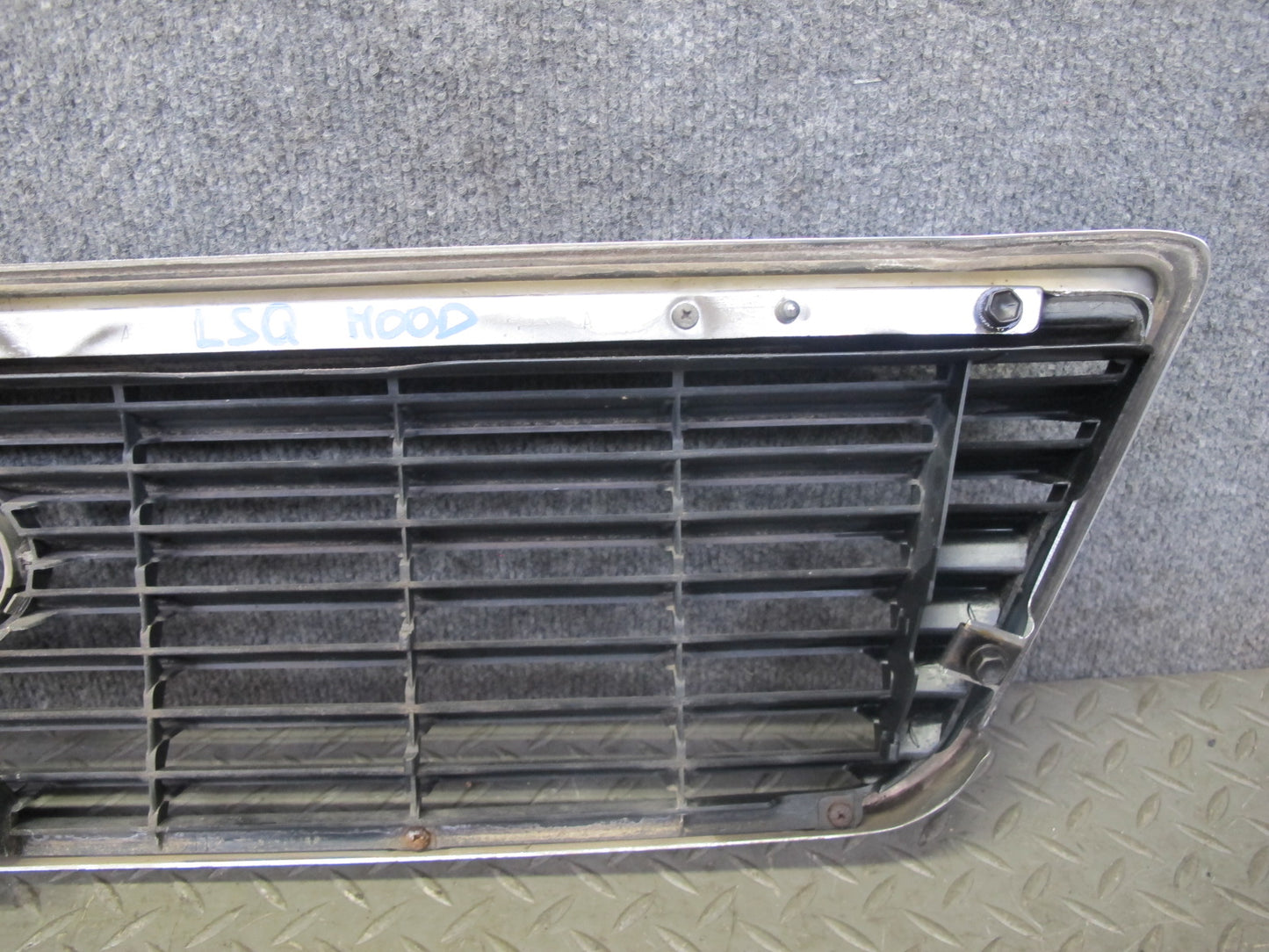98-00 Lexus UCF20L LS400 Front Upper Hood Chrome Grille w Emblem OEM