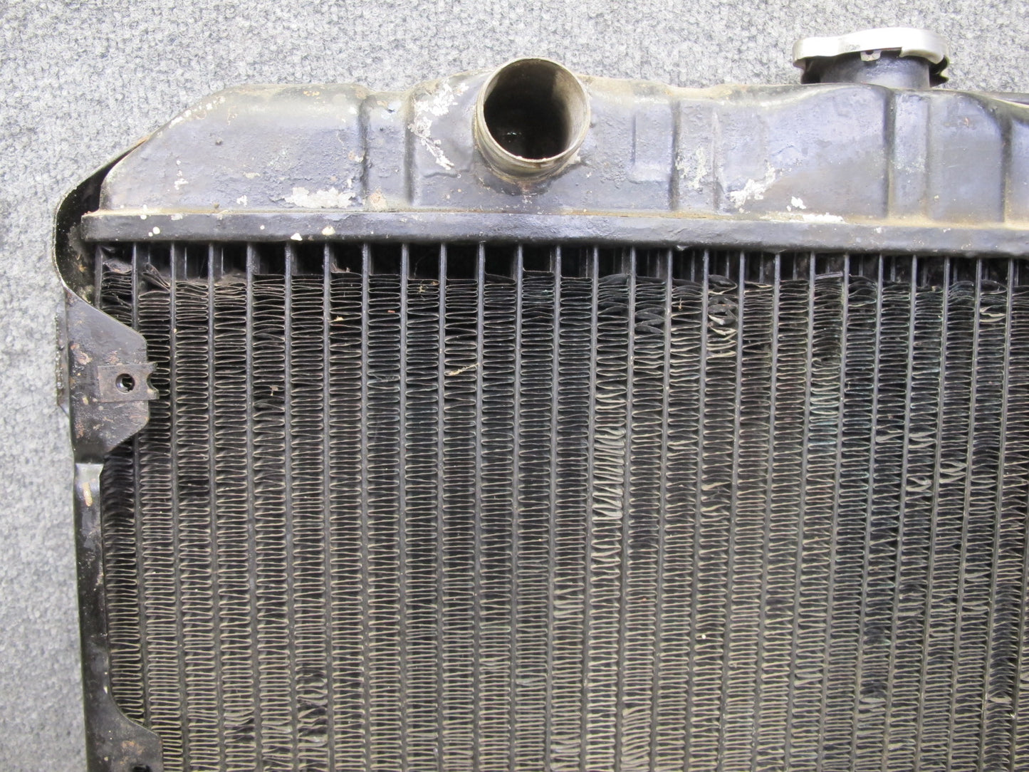 77-78 Datsun S30 280Z 2.8L Engine Cooling Radiator OEM