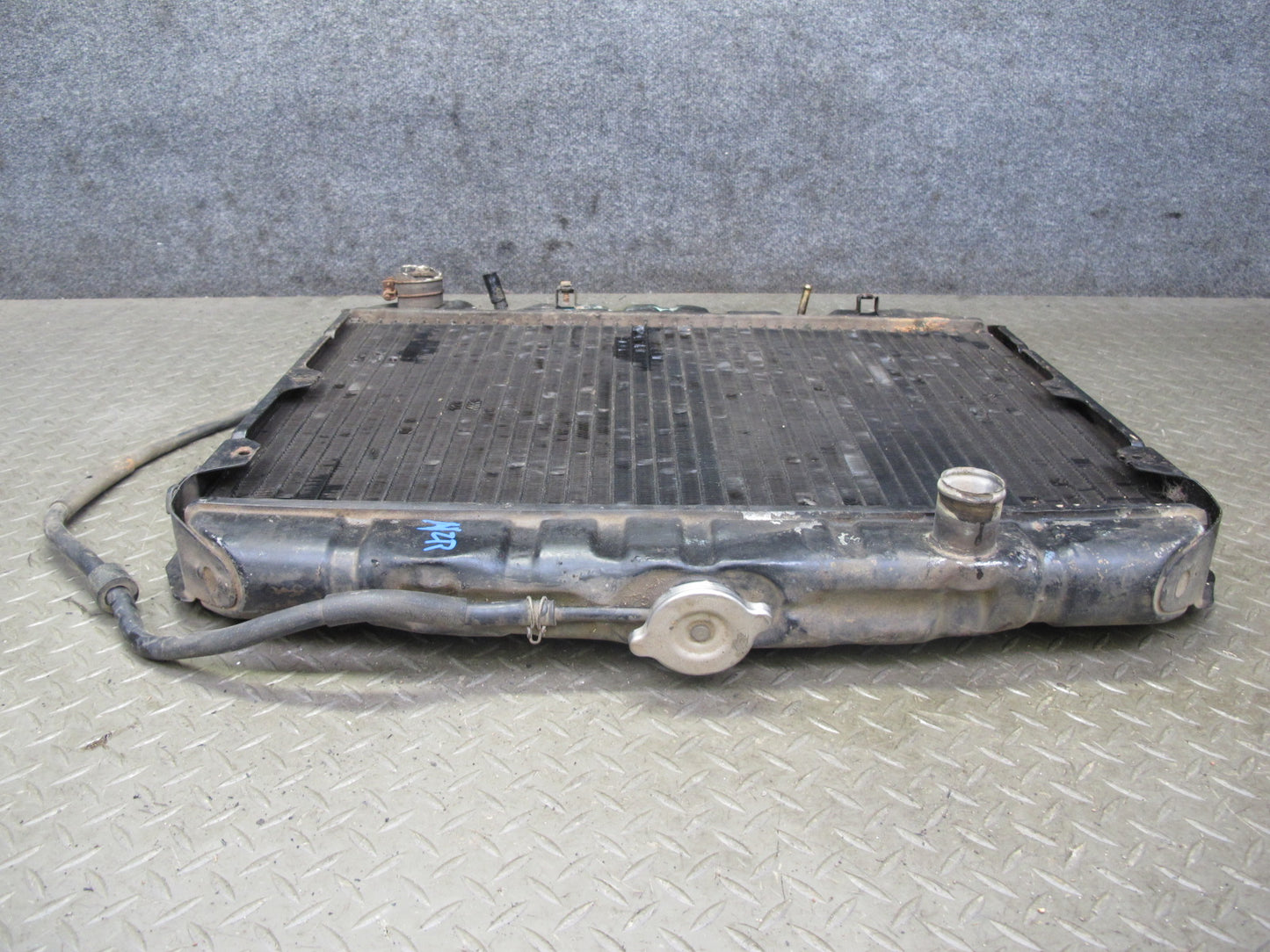77-78 Datsun S30 280Z 2.8L Engine Cooling Radiator OEM