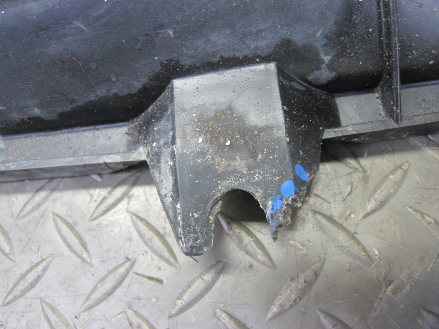 77-78 Datsun S30 280Z Engine Cooling Fan Motor Shroud OEM