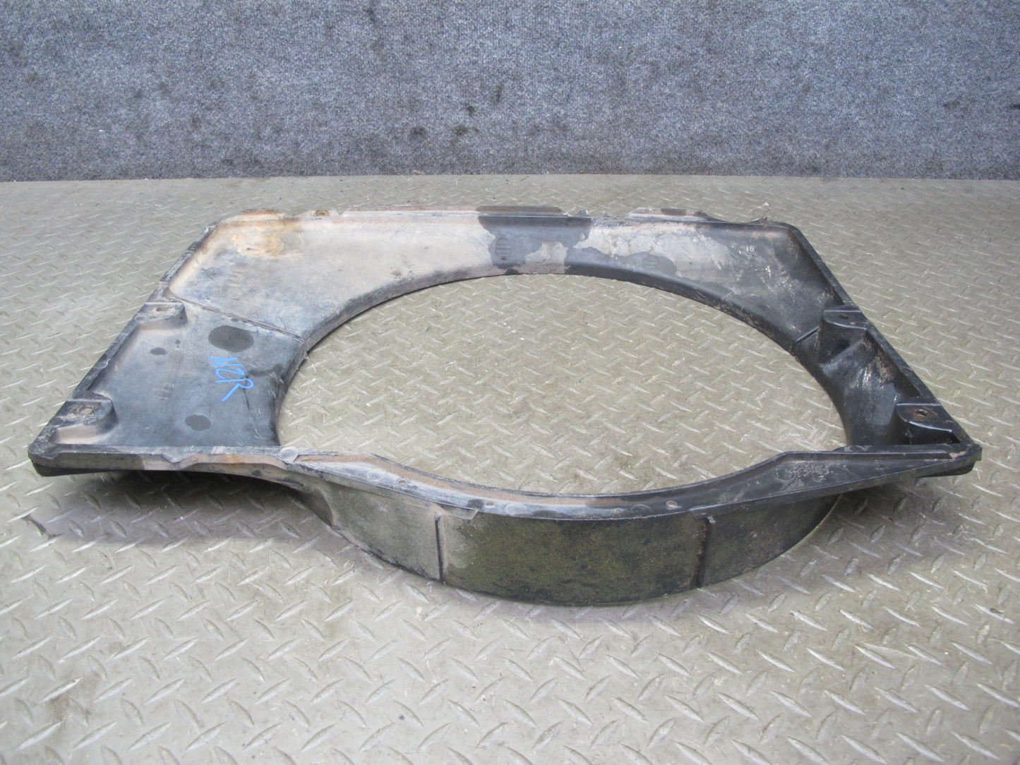 77-78 Datsun S30 280Z Engine Cooling Fan Motor Shroud OEM