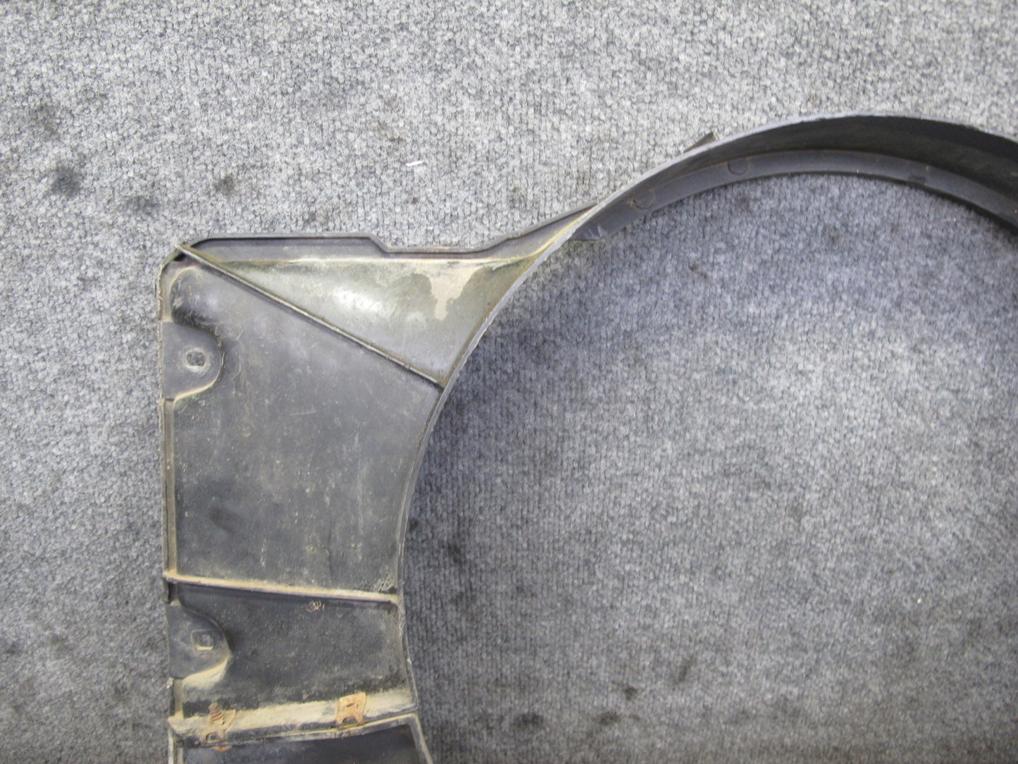 77-78 Datsun S30 280Z Engine Cooling Fan Motor Shroud OEM