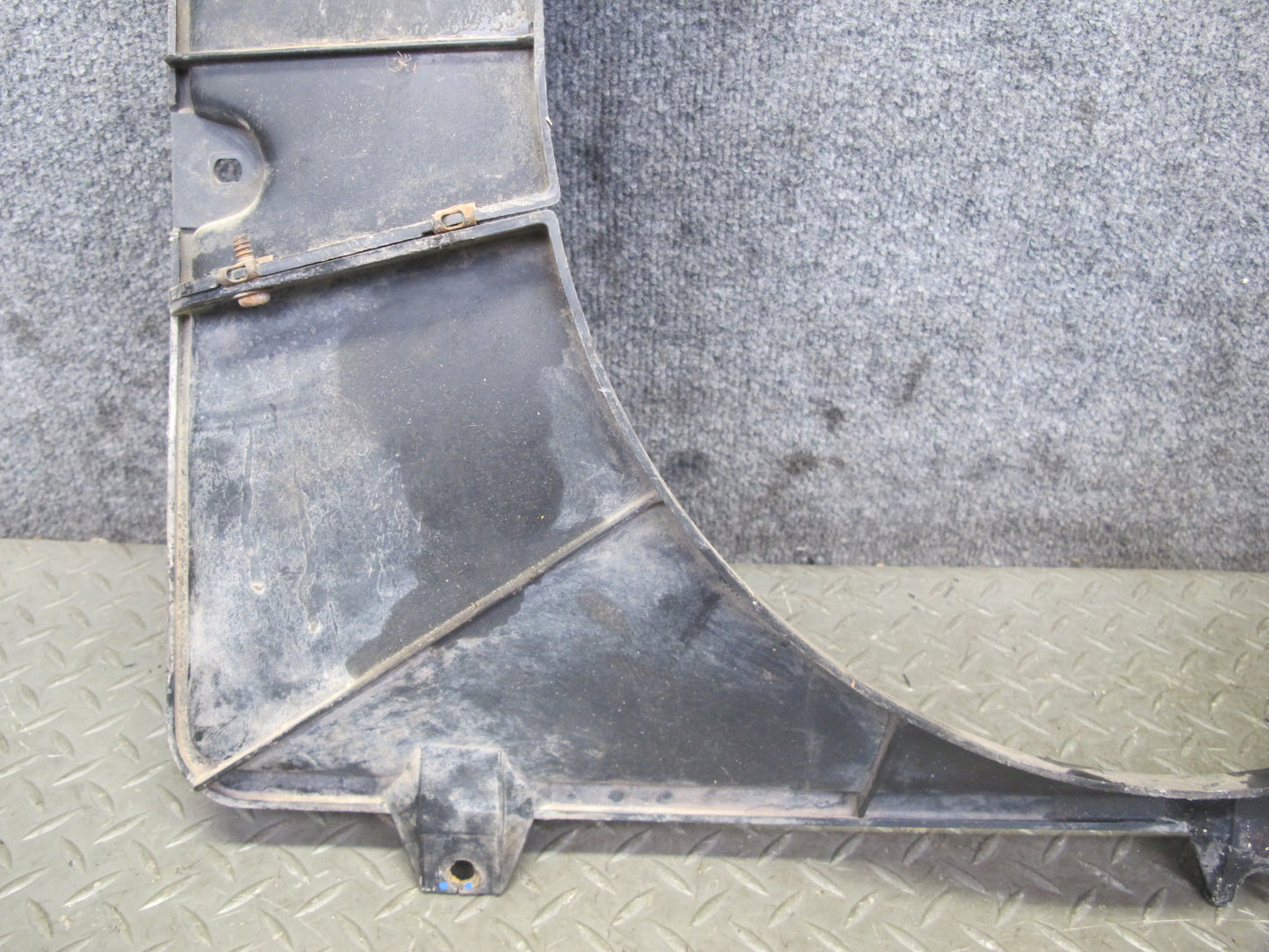 77-78 Datsun S30 280Z Engine Cooling Fan Motor Shroud OEM