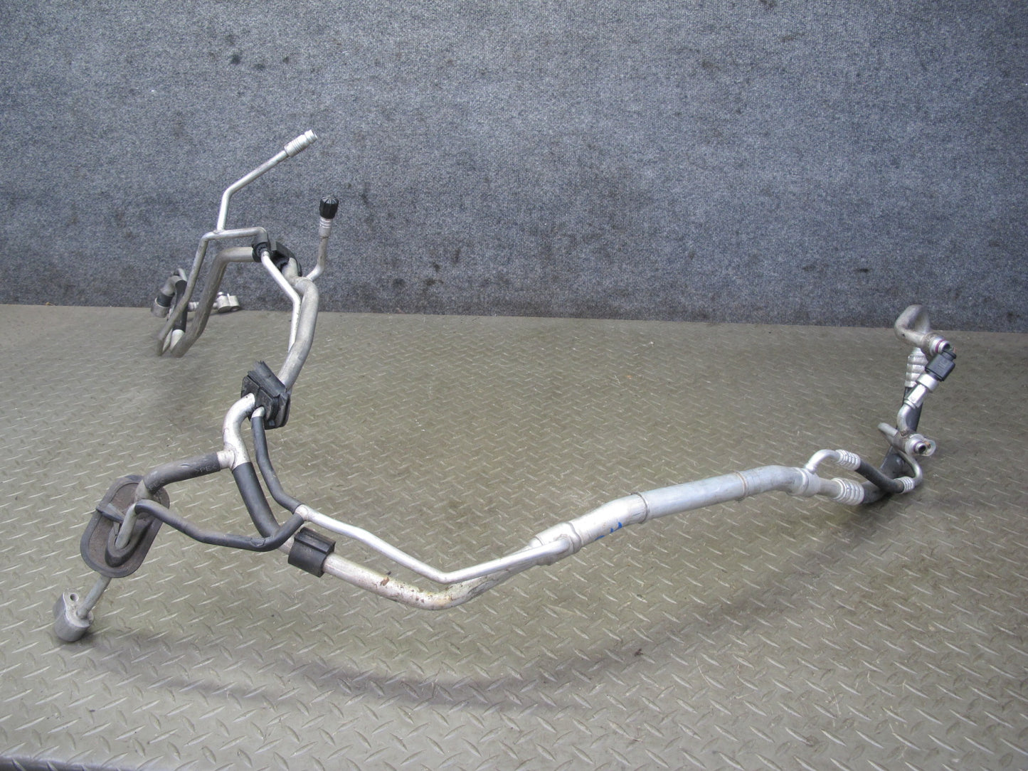 2011-2018 Porsche Cayenne 958 4.8L A/C Air Conditioning Line Pipe Hose Tube Set