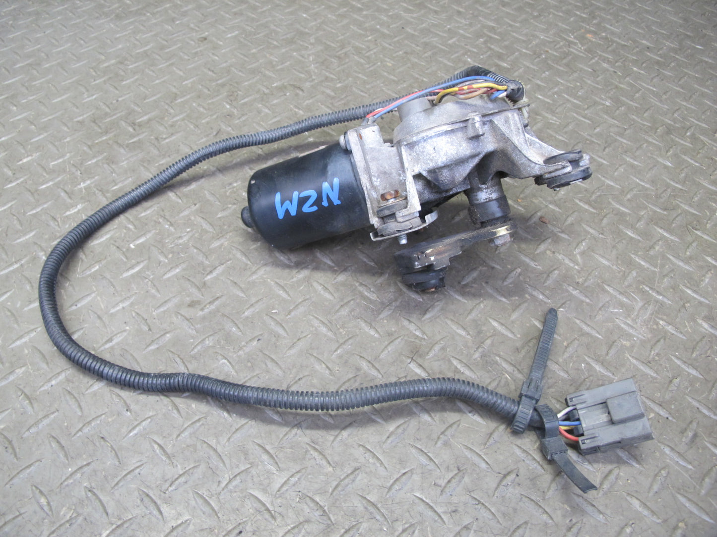 90-96 Nissan Z32 300ZX 2+0 Windshield Wiper Transmission Linkage w Motor OEM