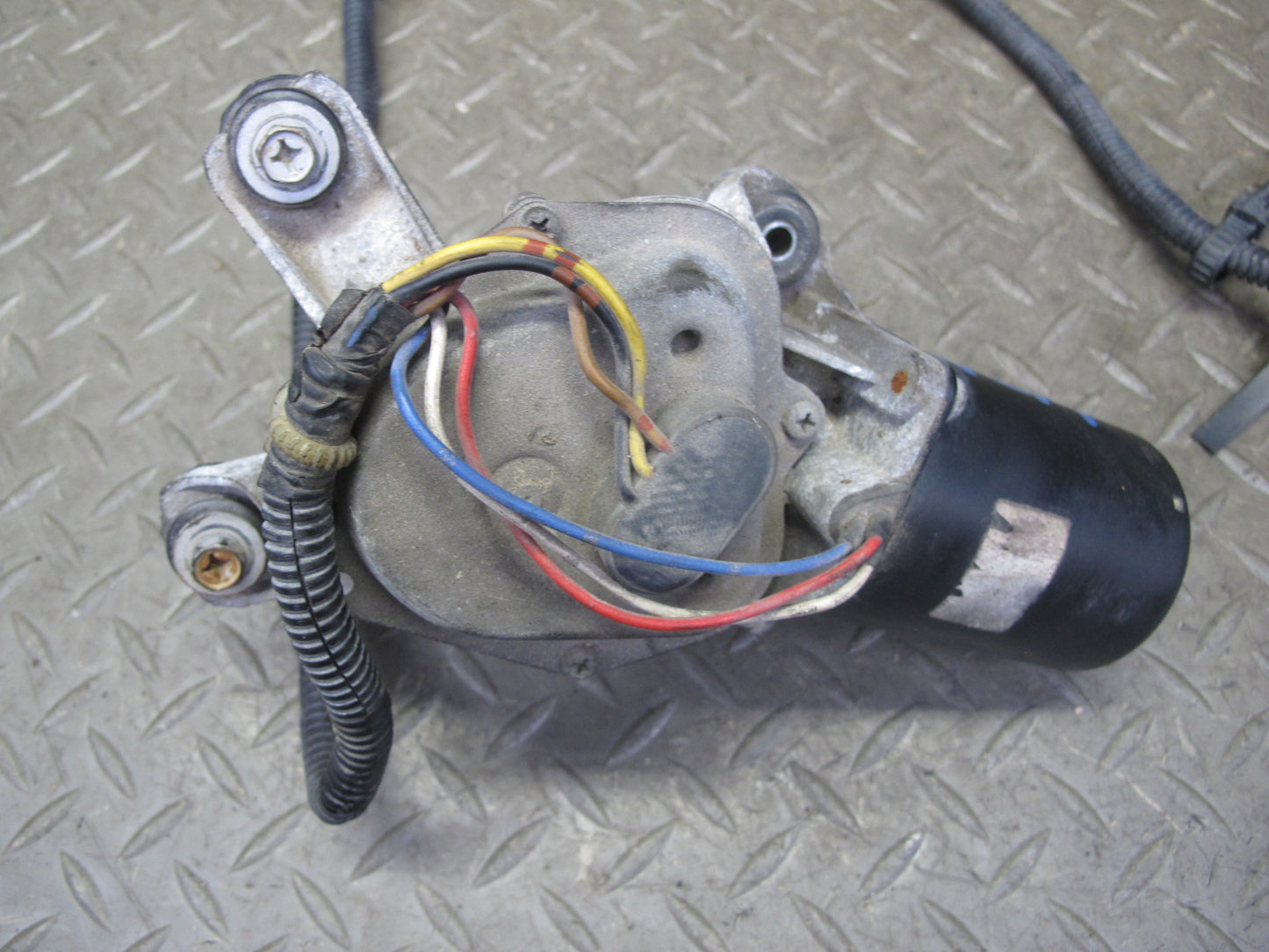 90-96 Nissan Z32 300ZX 2+0 Windshield Wiper Transmission Linkage w Motor OEM