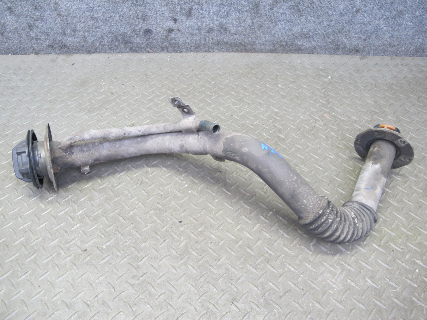 90-96 Nissan Z32 300ZX 2+0 Fuel Tank Filler Neck Pipe w Cap OEM