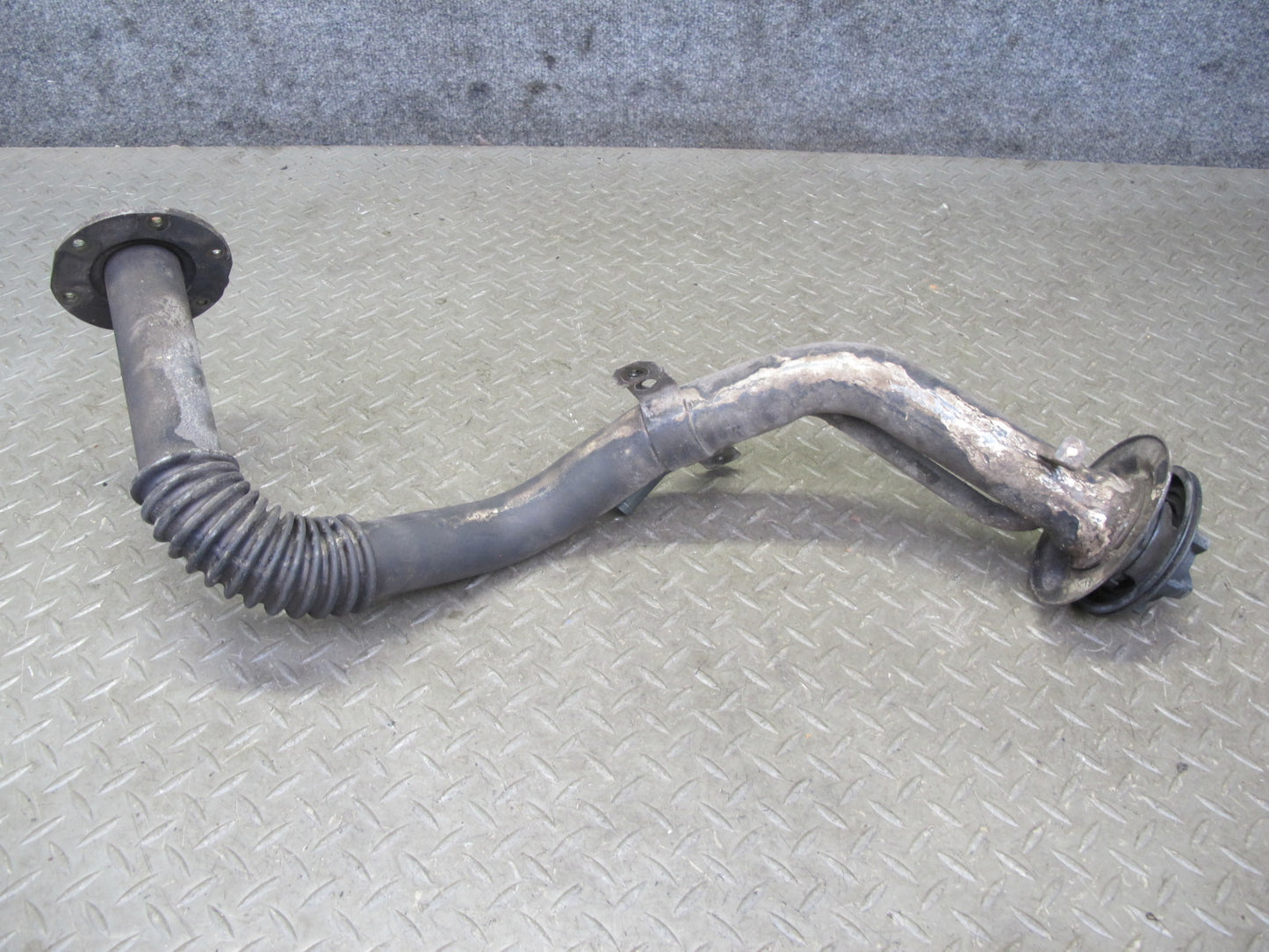 90-96 Nissan Z32 300ZX 2+0 Fuel Tank Filler Neck Pipe w Cap OEM