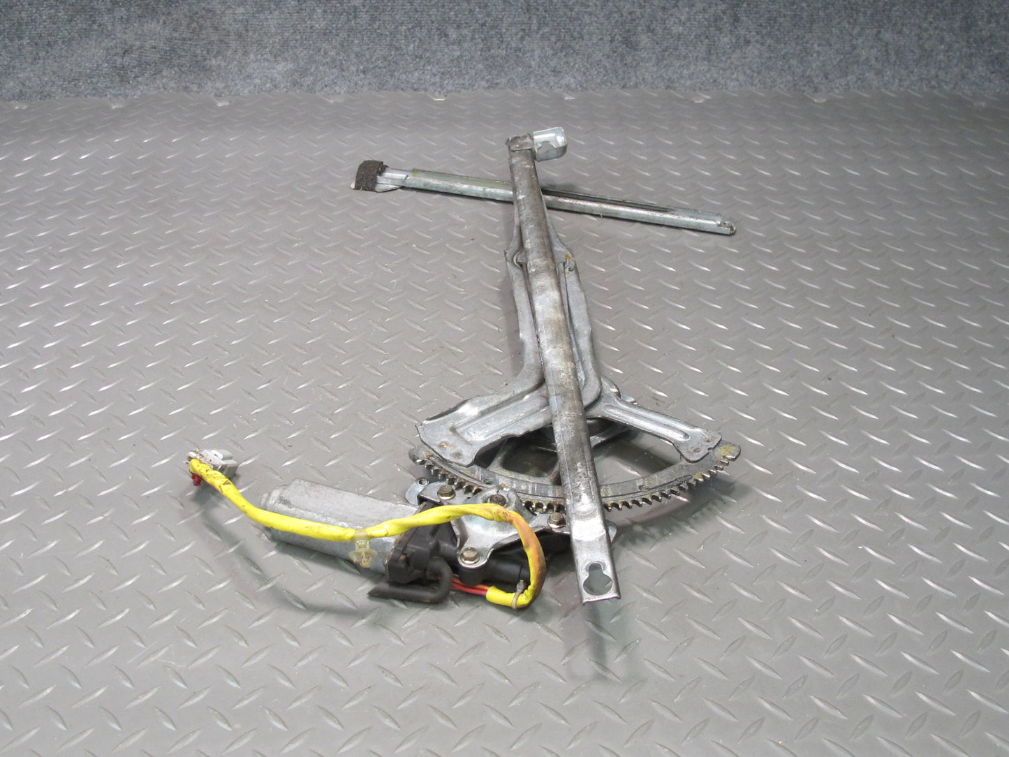 93-97 Honda DEL SOL Front Right Passenger Door Window Regulator w Motor OEM