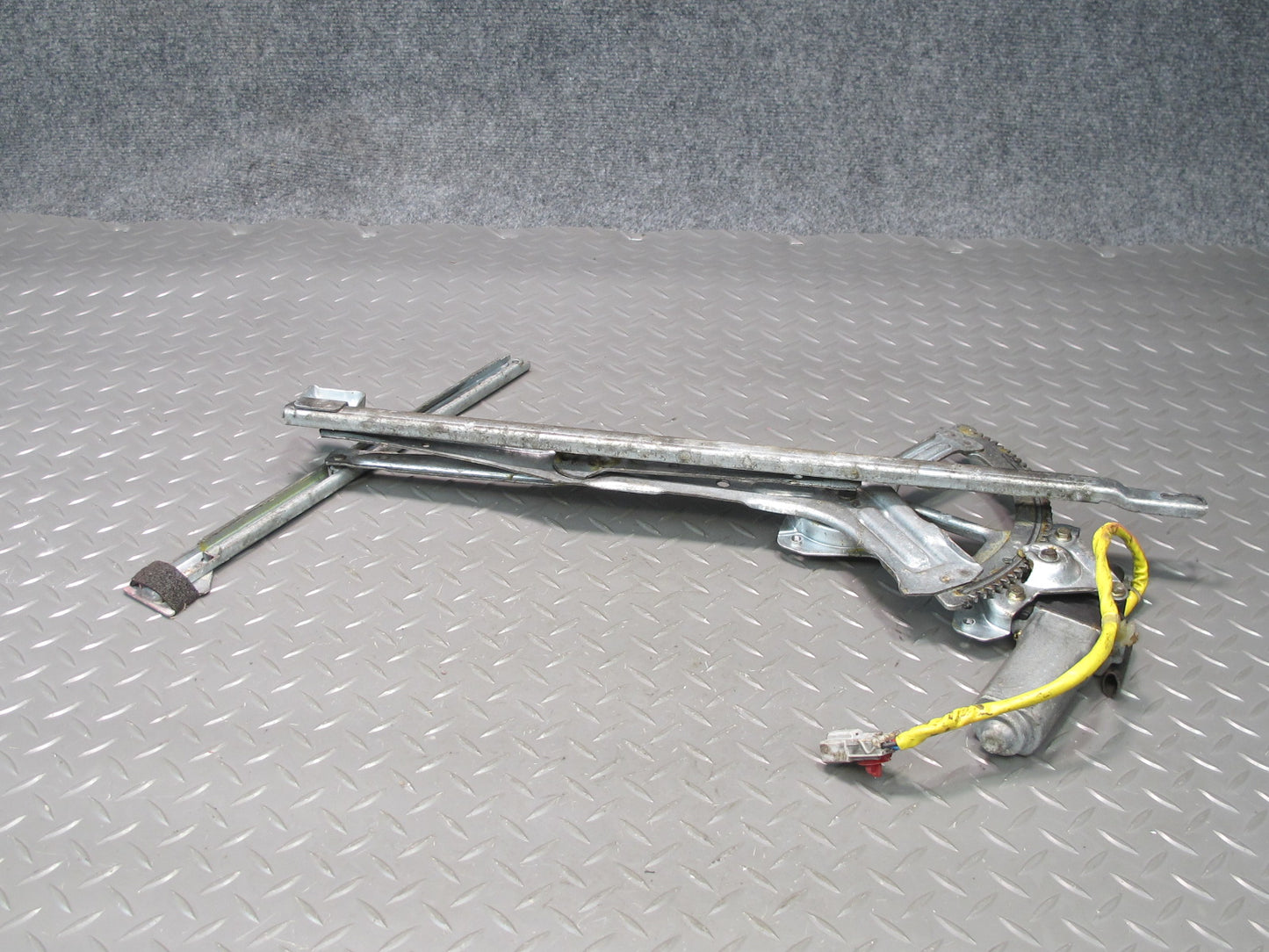 93-97 Honda DEL SOL Front Right Passenger Door Window Regulator w Motor OEM