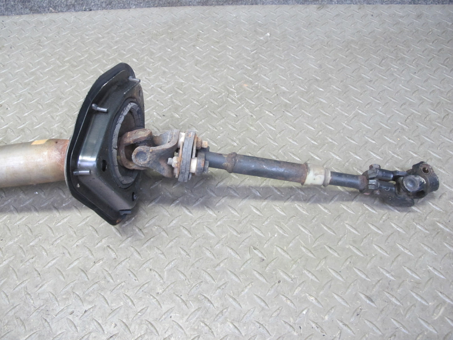 1990 Nissan 300ZX Z32 NON Turbo Steering Column Shaft Assembly OEM