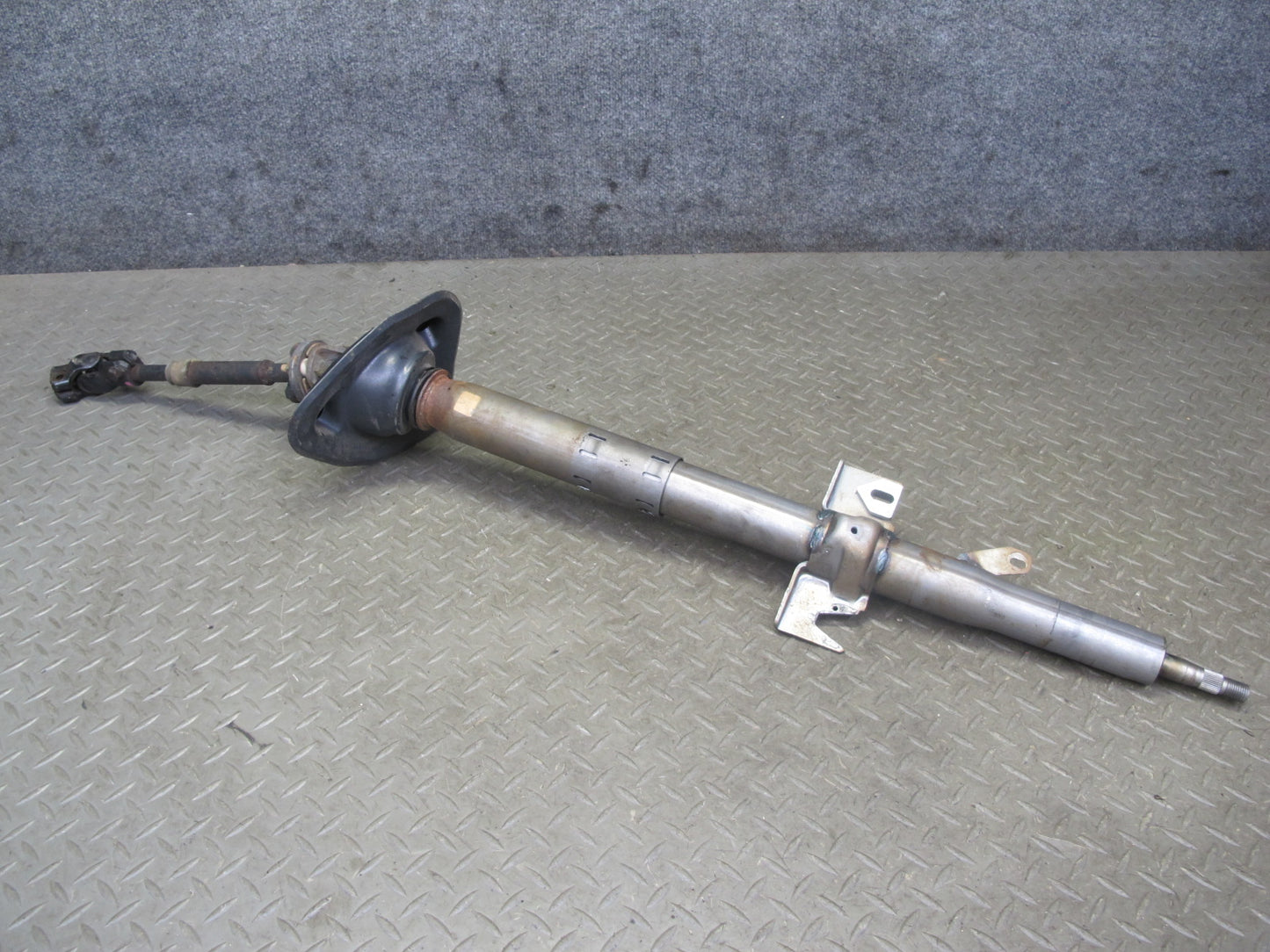 1990 Nissan 300ZX Z32 NON Turbo Steering Column Shaft Assembly OEM