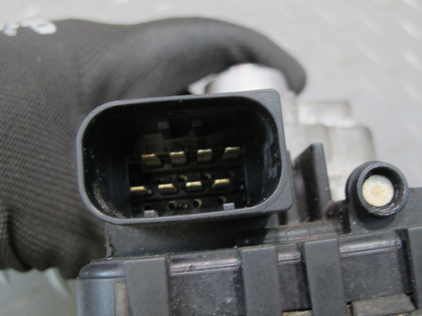 2008-2014 BMW E71 X6 AWD Transfer Case Actuator Motor 7643762