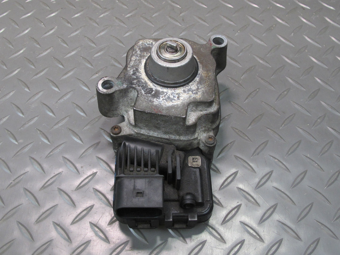 2008-2014 BMW E71 X6 AWD Transfer Case Actuator Motor 7643762