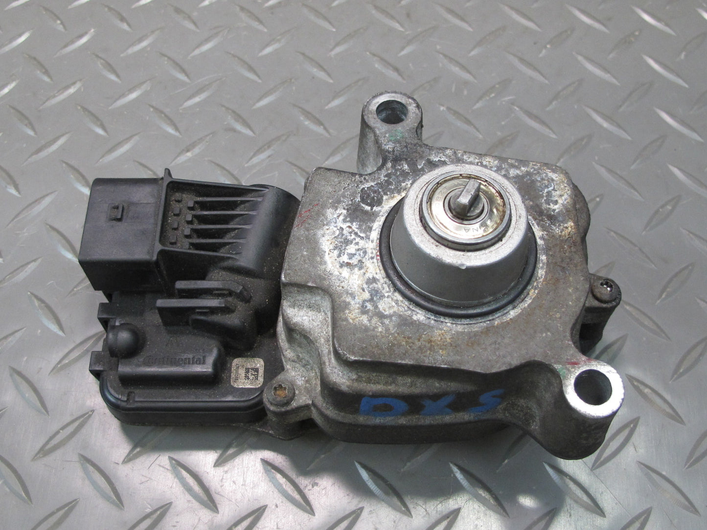 2008-2014 BMW E71 X6 AWD Transfer Case Actuator Motor 7643762