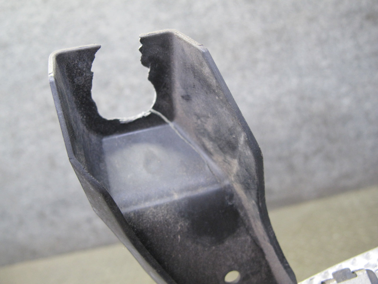 17-23 Porsche Panamera 971 Rear Bumper Mount Bracket Support Set