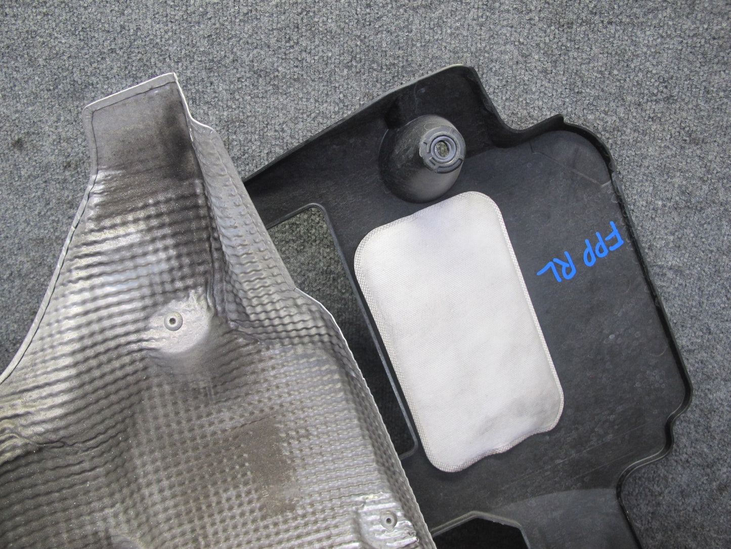 17-23 Porsche Panamera 971 Rear Bumper Mount Bracket Support Set