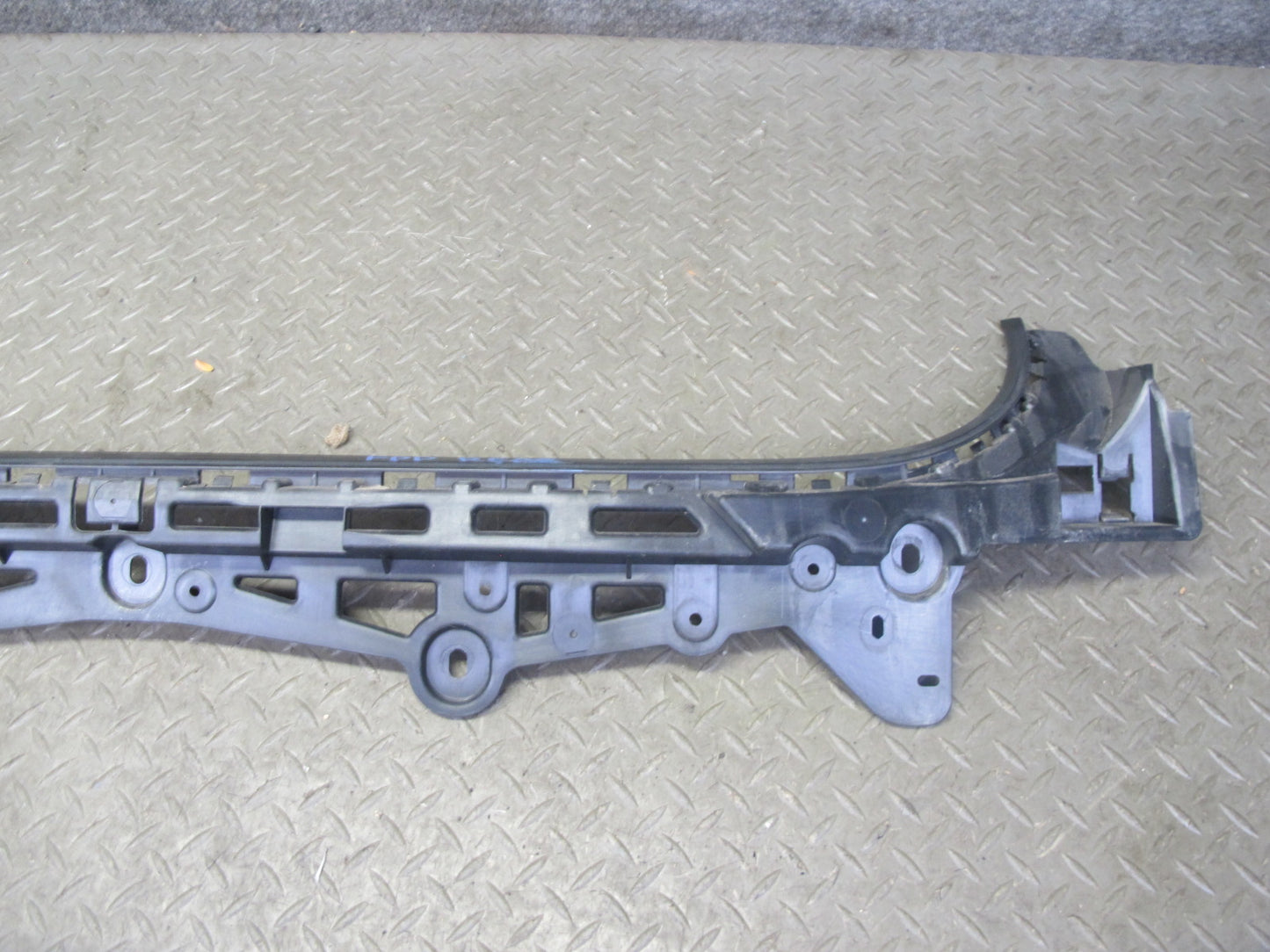 17-23 Porsche Panamera 971 Rear Bumper Mount Bracket Support Set