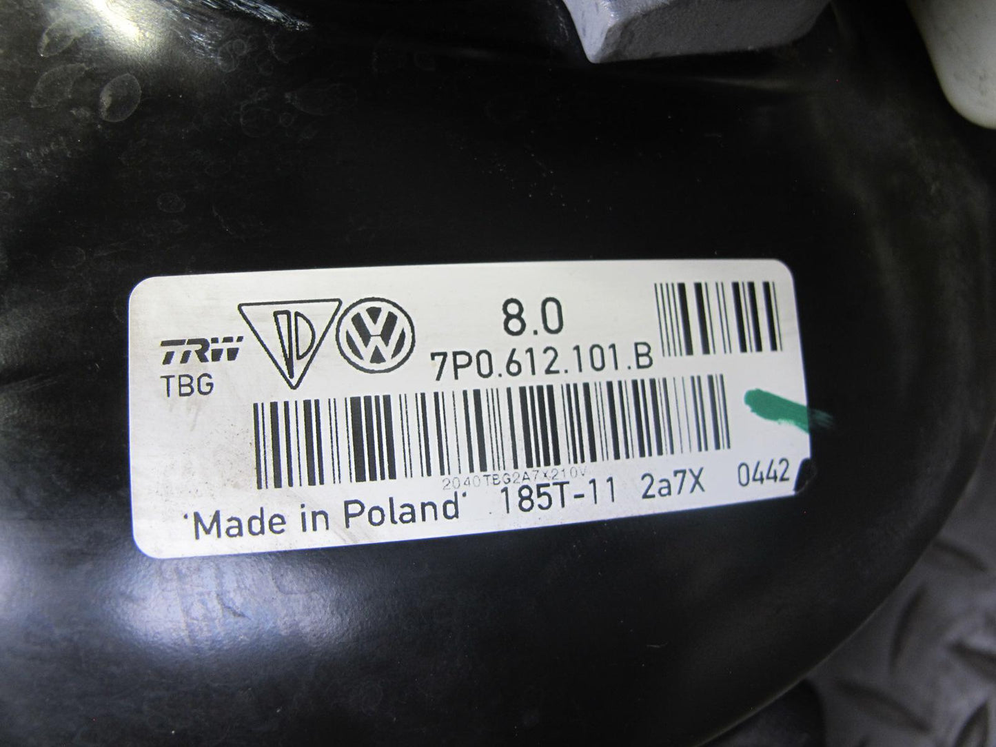 2011-2014 Porsche Cayenne S 958 Brake Booster W/ Master Cylinder & Reservoir