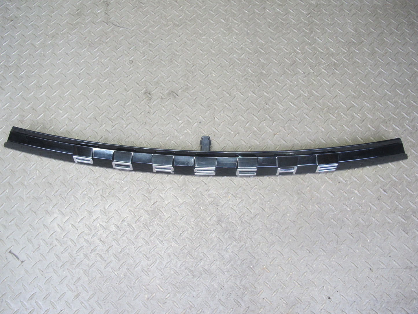 17-21 Porsche Panamera 971 Rear Trunk Tailgate Center Finish Trim Molding