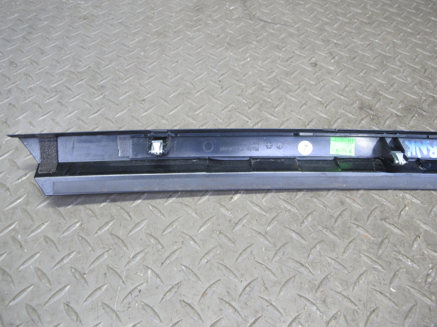 17-21 Porsche Panamera 971 Rear Trunk Tailgate Center Finish Trim Molding