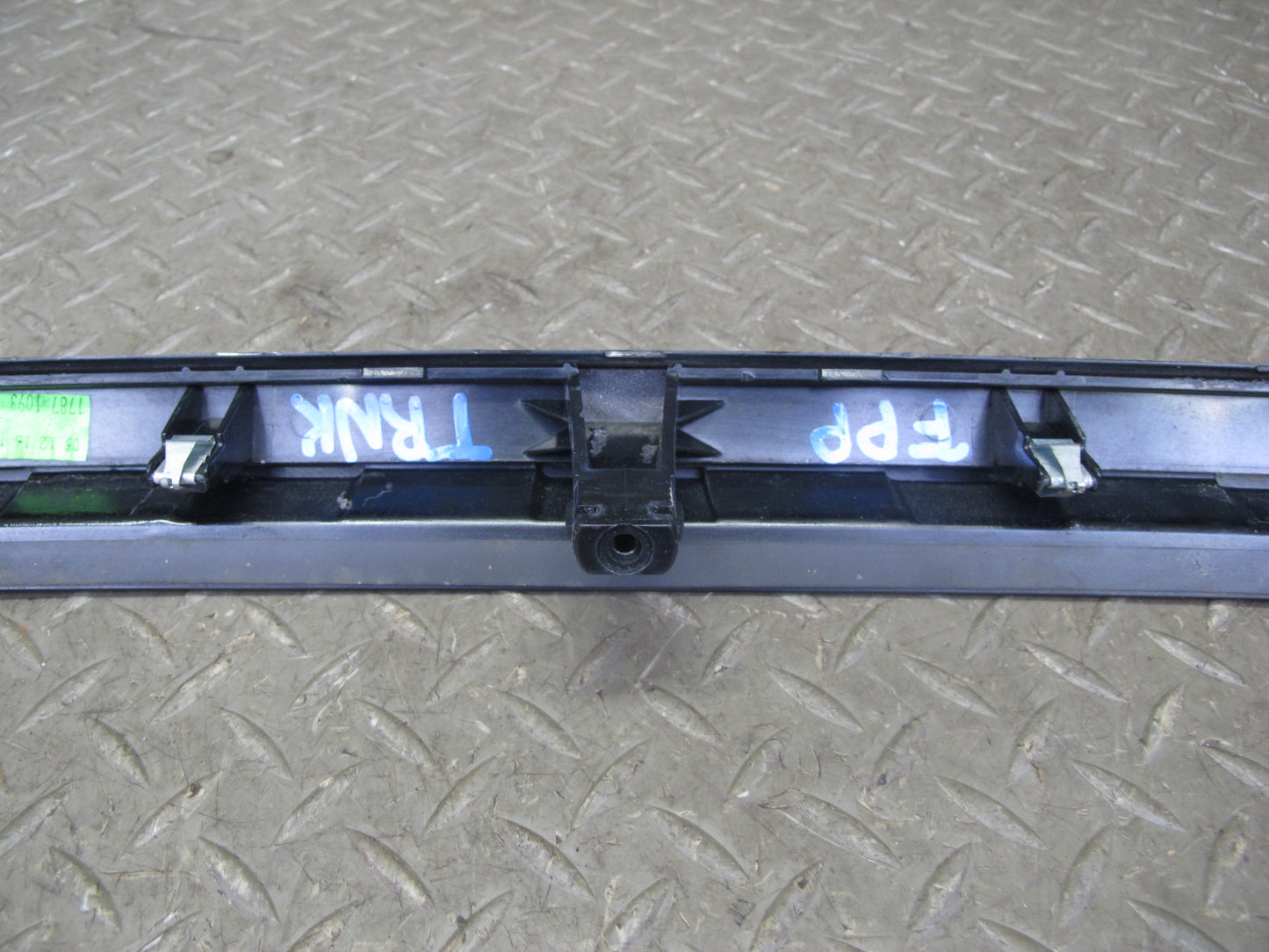 17-21 Porsche Panamera 971 Rear Trunk Tailgate Center Finish Trim Molding