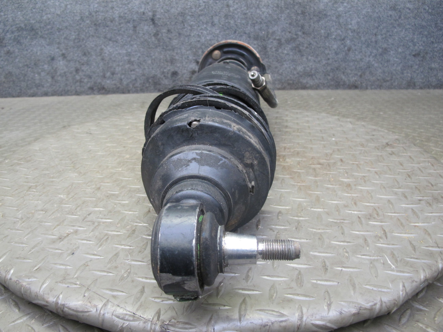 03-06 Mercedes R230 SL Set of 2 Front Hydraulic Strut Shock Absorber OEM