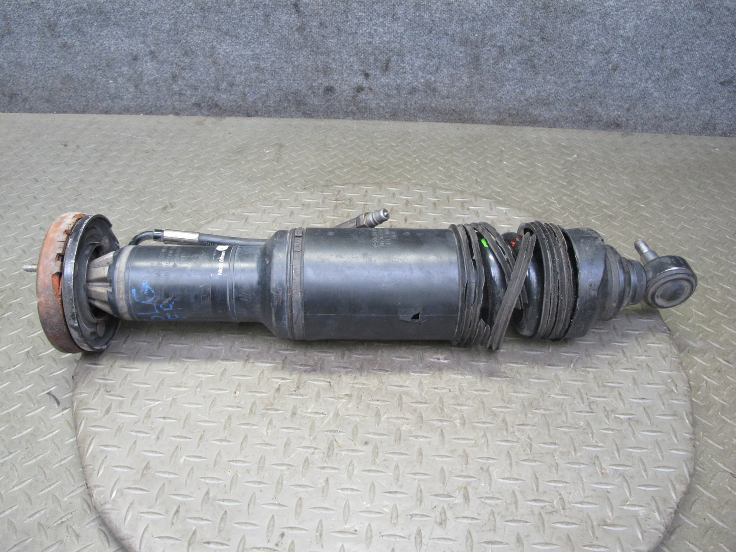 03-06 Mercedes R230 SL Set of 2 Front Hydraulic Strut Shock Absorber OEM