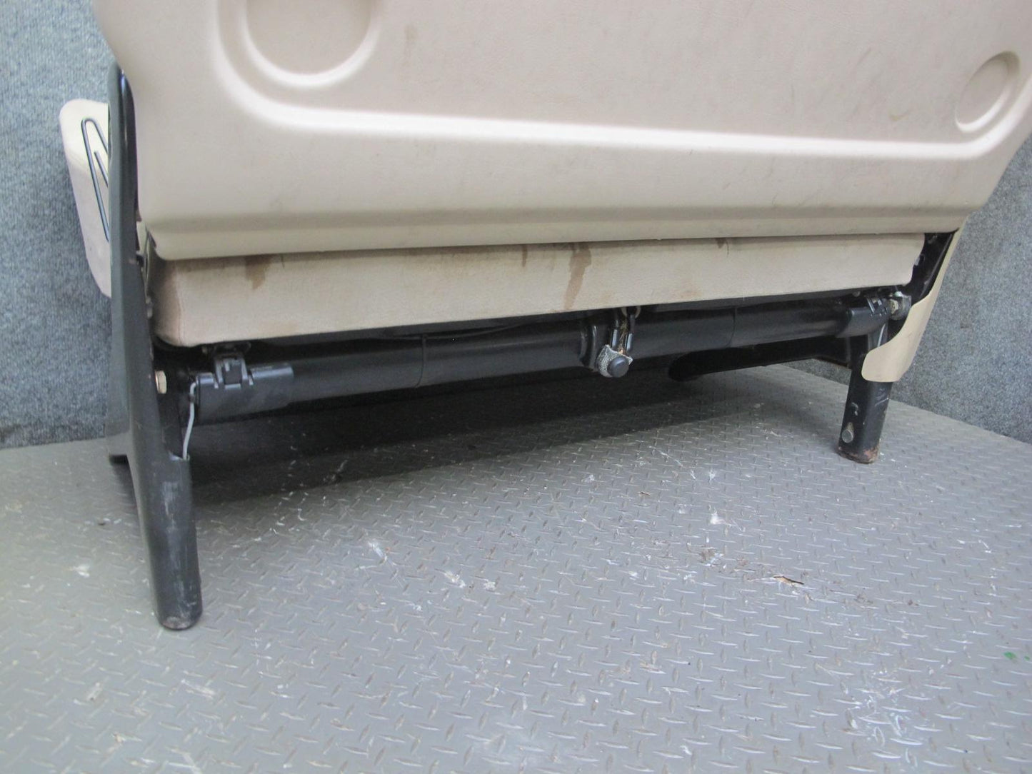 01-03 VW Eurovan T4 Rear 2ND Second ROW Cloth Seat Beige OEM