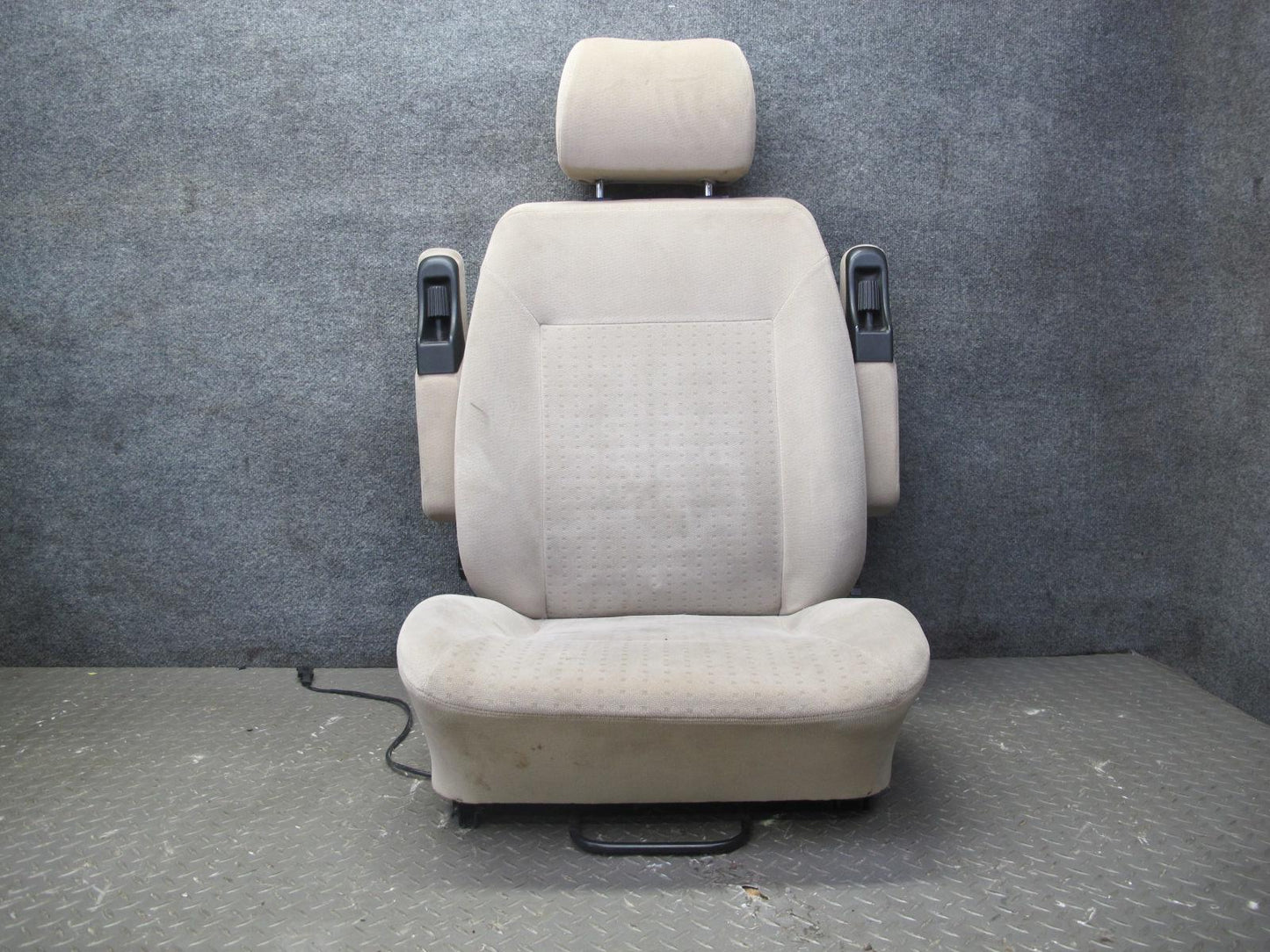 01-03 VW Eurovan T4 Set of 2 Front Left & Right Cloth Seat Beige OEM