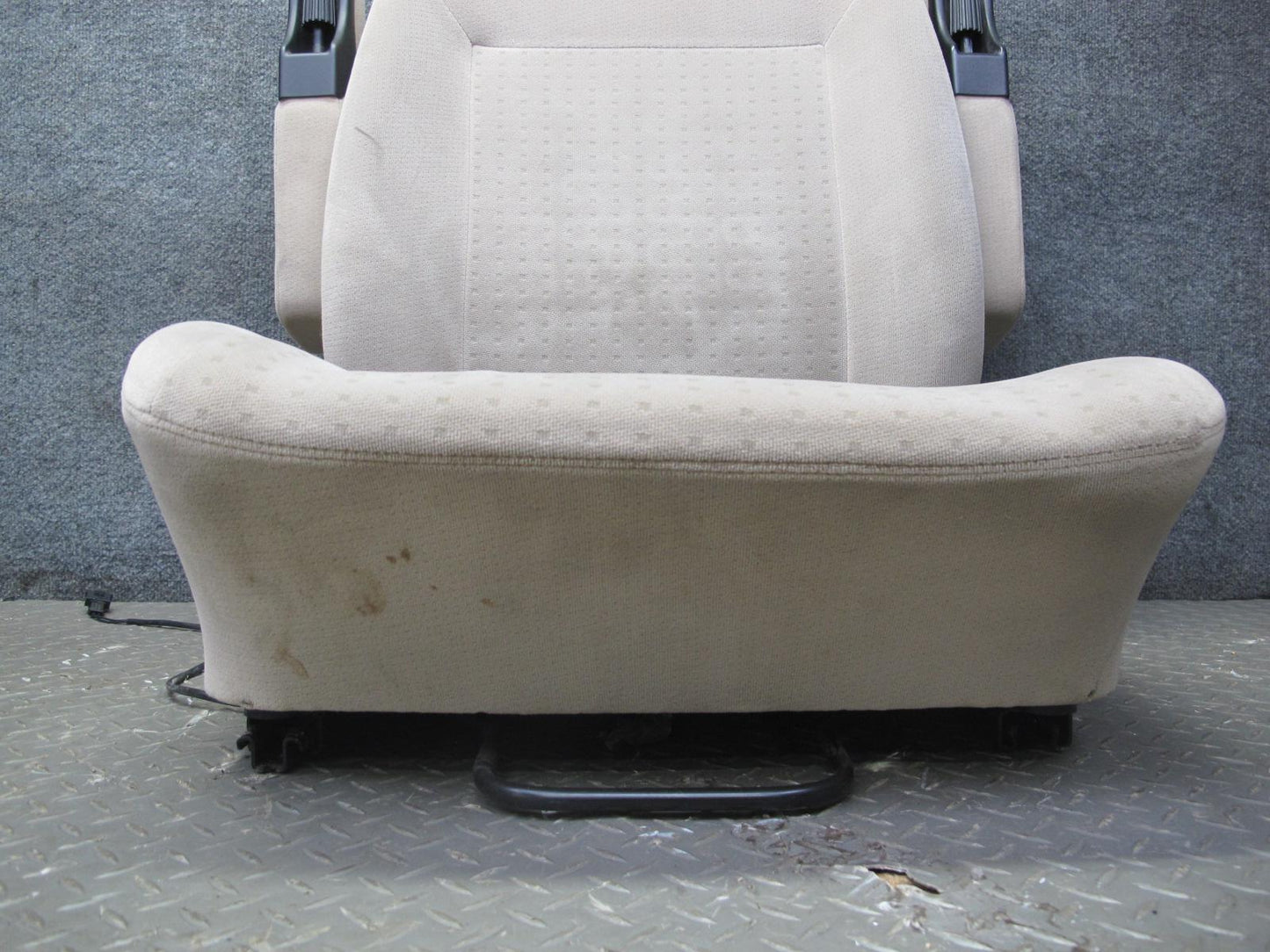 01-03 VW Eurovan T4 Set of 2 Front Left & Right Cloth Seat Beige OEM